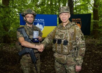 Головнокомандувач ЗСУ нагородив захисника з Миколаєва відзнакою «Хрест Військова честь»