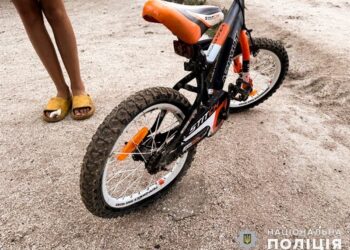 Водій, який рік тому збив на смерть 6-річного хлопчика на Миколаївщині та втік з місця ДТП, отримав 5 років в’язниці