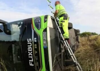 У Німеччині автобус з українцями потрапив в ДТП – четверо поранених