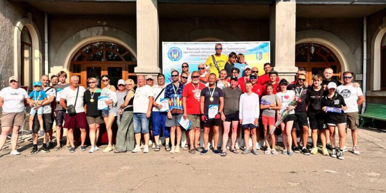 Перша за останні три роки – у Миколаєві відбулась крейсерсько-перегонова регата, присвячена Дню Конституції (ФОТО)