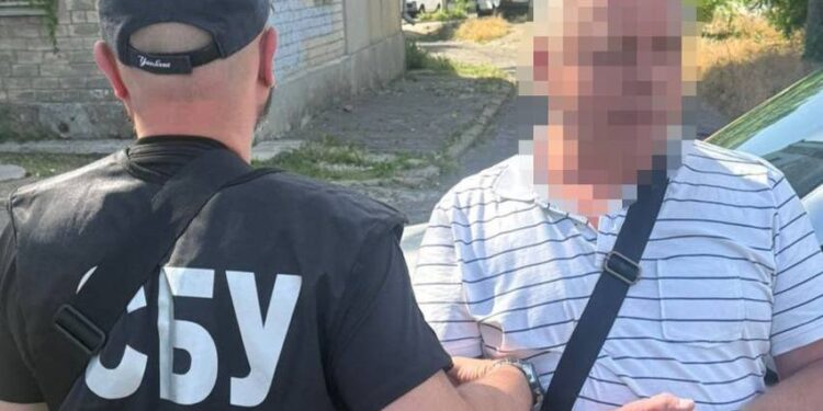 На Миколаївщині викрили злочинну групу, яка допомагала ухилянтам. Як діяли