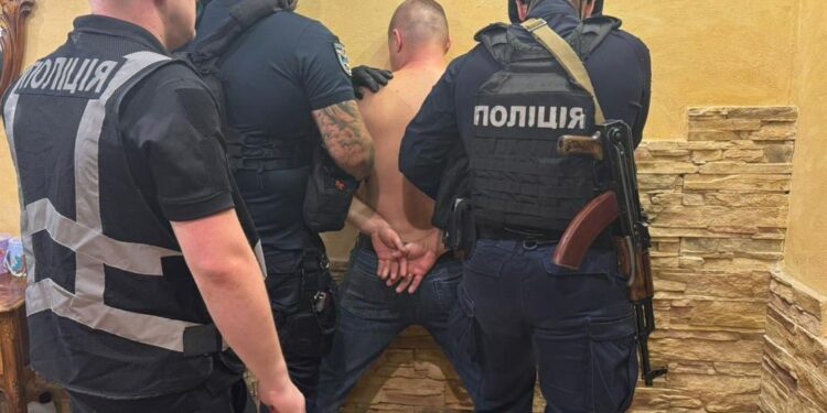 Миколаївська поліція показала, як брала Наума (ФОТО, ВІДЕО)