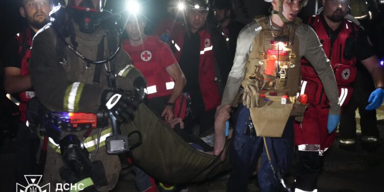 Одесу вночі атакували понад 20 дронів, є загиблий і поранені (ФОТО, ВІДЕО)