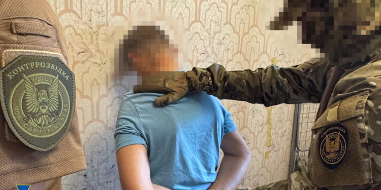 Російським агентом, який коригував атаки на енергооб’єкти Дніпра і Запоріжжя, виявився монтажник (ФОТО)