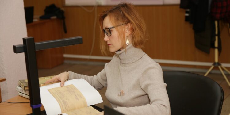 У Миколаєві оцифрували 2,75 мільйона актів цивільного стану громадян (ФОТО)