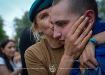 У рамках сьогоднішнього обміну додому повернулись і миколаївські морпіхи, які були у російському полоні понад три роки (ФОТО)