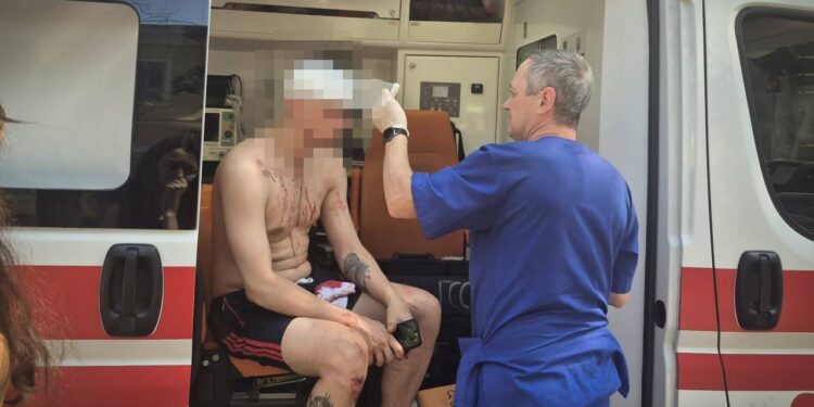 У Миколаєві внаслідок дронової атаки 2 постраждалих, 10 будинків пошкоджено (ФОТО, ВІДЕО)