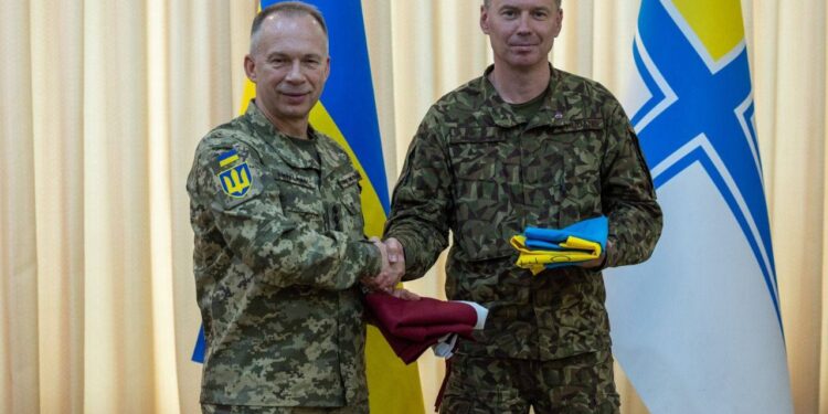 У східній операційній зоні фронту побував командувач Збройних сил Латвії (ФОТО)