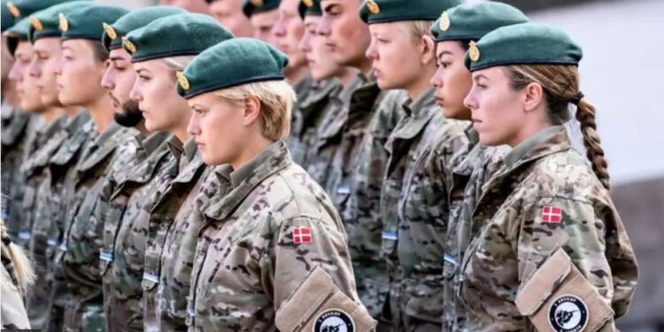 В Данії жінок будуть брати в армію – добровільно і за лотереєю (ФОТО)