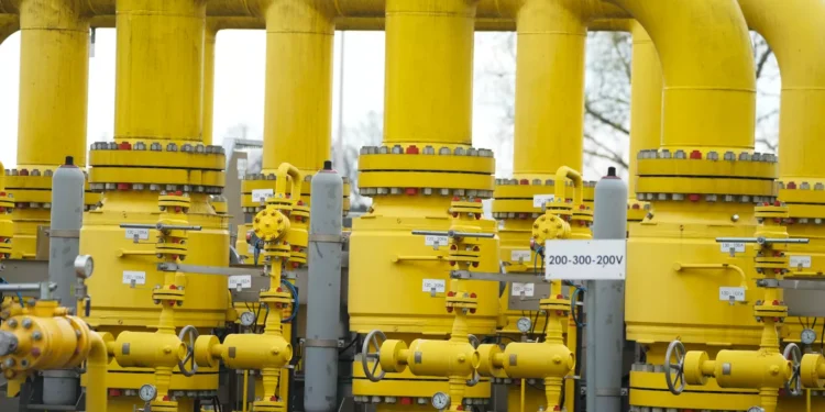 У Польщі знайшли величезне родовище нафти у газу, найбільше в Європі