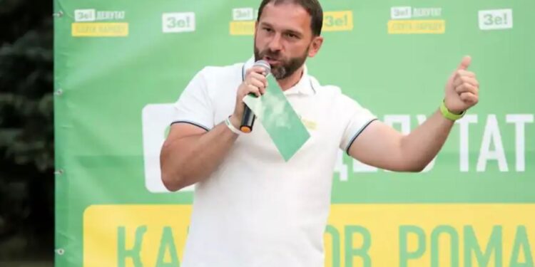 У нардепа від “слуг” Каптєлова нерухомість і дружина в Москві. Схоже, ним таки зацікавилось НАБУ (ВІДЕО)