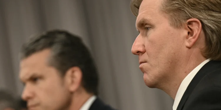 В США і Україні готують розмову Трампа з Зеленським на тлі зупинки поставок ракет для ППО