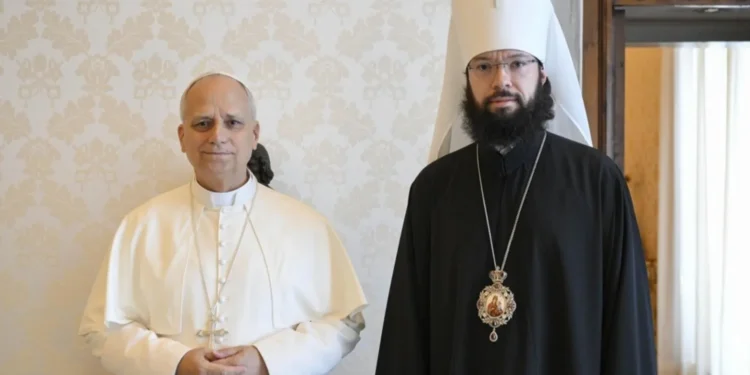 Папа Лев XIV зустрівся у Ватикані з представником РПЦ – говорили про війну (ФОТО)