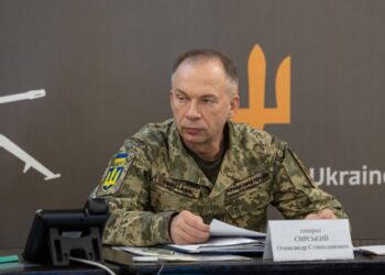 Сирський заборонив скупчення військових та техніки н полігонах та в навчальних центрах
