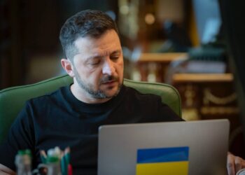 Зеленський висловив співчуття Алієву через жорстоку вбивство в РФ громадян Азербайджану
