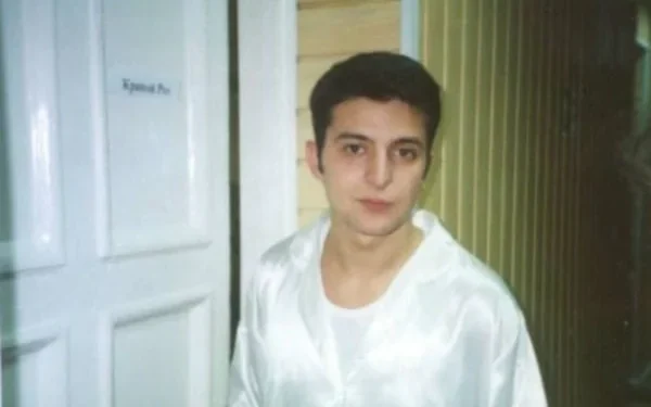 Зеленський був семикласником, а Свириденко ще ходила до садка: якими були наші політики, коли Україна здобула незалежність (ФОТО)