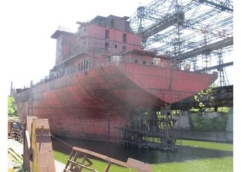 Миколаївський суднобудівний завод спробував з аукціону продати недобудований рефрижератор Ласкарідісів