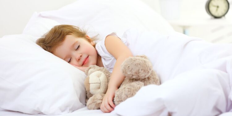 Лучший друг ребенка: как выбрать игрушку для сна на EVA.UA