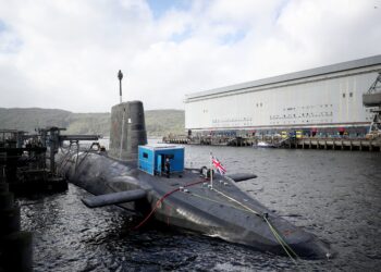 Радіоактивна вода з британської бази ядерних боєголовок витекла в озеро поблизу Глазго – ЗМІ