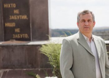 Мера Південноукраїнська на Миколаївщині перевірять на підробку документів та розтрату бюджету – заяву на нього написав його заступник