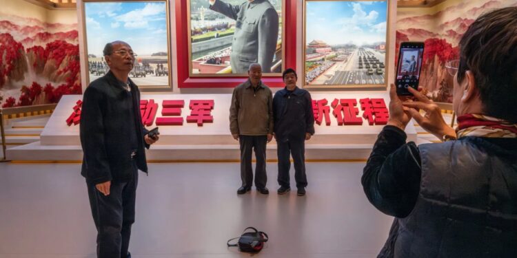 Сі зачищає командування армії Китаю перед вторгненням на Тайвань