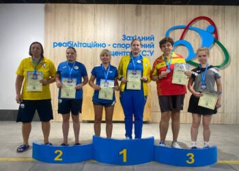 Дві миколаївських паратенісистки на чемпіонаті України здобули чотири нагороди (ФОТО)