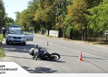 На Миколаївщині в ДТП постраждав водій мотоциклу (ФОТО)
