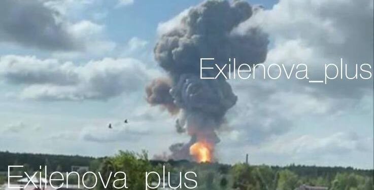 У РФ вибухнув пороховий завод (ВІДЕО)