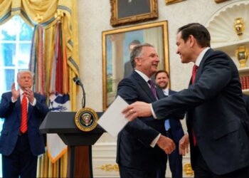 Зустрічі Трампа з Путіним один на один не буде