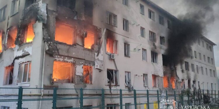 У Харкові показали наслідки дронової атаки, через яку загинула 1-річна дитина (ФОТО, ВІДЕО)