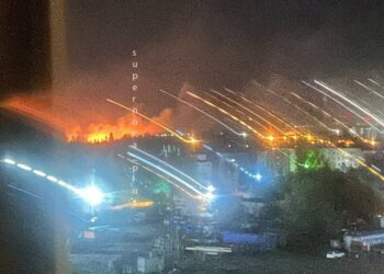 Вночі у Волгограді горіло НПЗ (ВІДЕО)