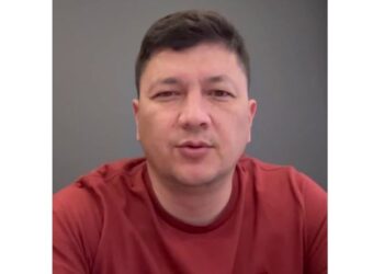 “Здається, є якась сторона, яка хоче це зірвати”, – Віталій Кім висловився про скандал навколо проєкту сортування сміття (ВІДЕО)