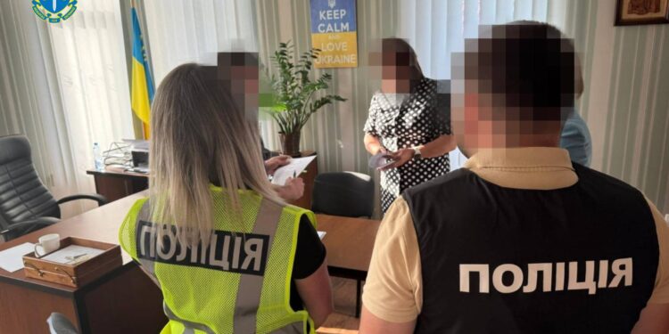 Прокуратура на Хмельниччині оголосила 39 підозр. Фігуранти – мери, чиновники, депутати, підрядники