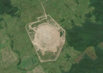 РФ будує суперантену в 25 км від Польщі – хочуть прослуховувати НАТО (ФОТО)