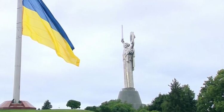 В Україні відзначають День Державного прапора (ВІДЕО)