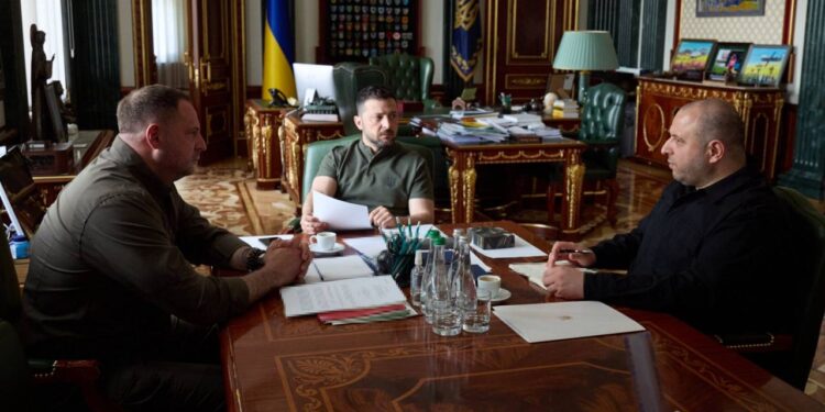 «Є домовленість про обмін 1200 людей» – Зеленський провів нараду з Умєровим та Єрмаком