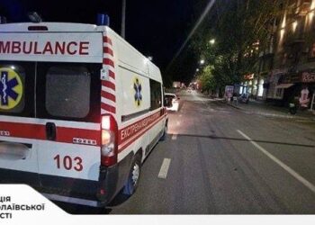У Миколаєві внаслідок ДТП із «швидкою» був травмований пішохід – його госпіталізували (ФОТО)