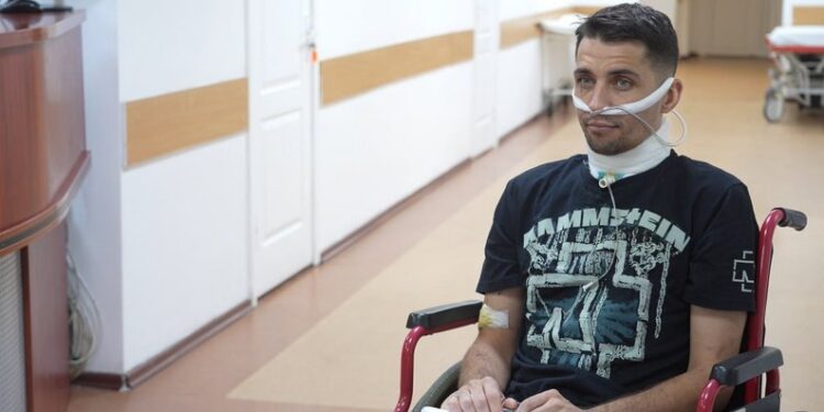 Український воїн втік з полону з перерізаним горлом і 5 діб повз до своїх (ФОТО, ВІДЕО)