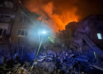 Нічна російська атака балістикою на Київ – відомо про трьох загиблих, серед яких дитина, та 12 постраждалих