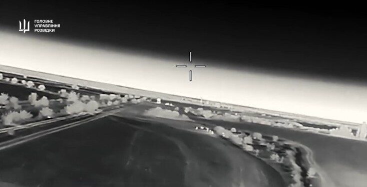 Нічний гуркіт у Криму — бійці ГУР уразили російську РЛС зі складу С-400 (ВІДЕО)