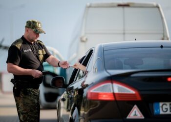 Польща продовжила контроль на кордонах з Німеччиною та Литвою