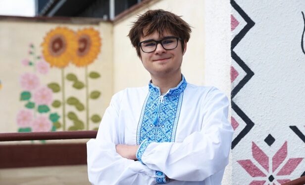 Школяр з Миколаєва створює додаток проти залежності від соцмереж