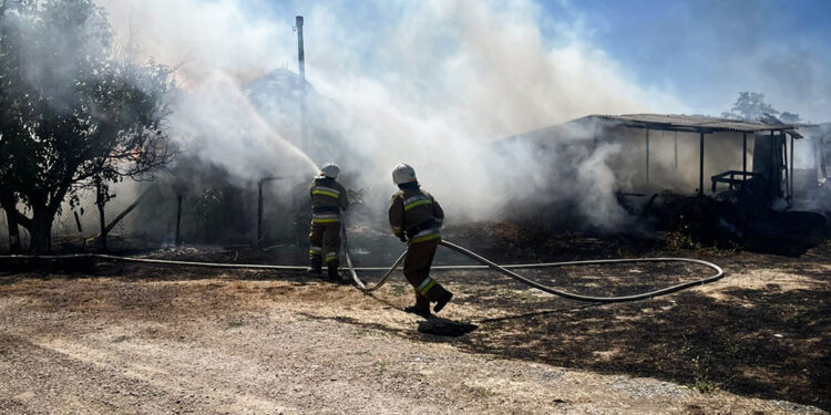 З 43 пожеж на Миколаївщині за добу дві були через російські обстріли (ФОТО)