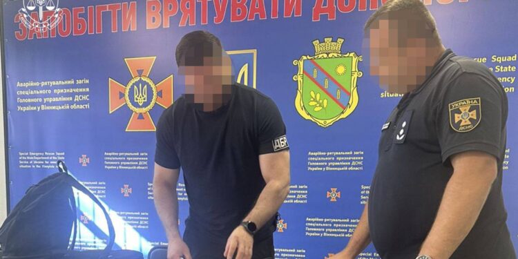 Начальник Вінницької ГУ ДСНС примушував підлеглих горбатитися на його будівництвах (ФОТО)