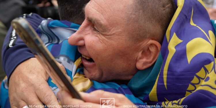 Серед звільнених сьогодні з російського полону є і миколаївські морпіхи (ФОТО)