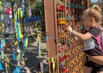 Міжнародний день зниклих безвісти – у Миколаєві відбулась акція-нагадування (ФОТО)