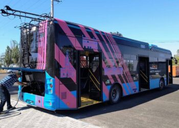 Запрацювала зарядна станція для тролейбусів у Корабельному районі Миколаєва, яка буде обслуговувати нові маршрути (ФОТО)