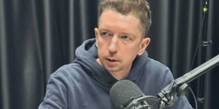 Радник Зеленського заперечив інформацію про мирні домовленості Трампа і Путіна