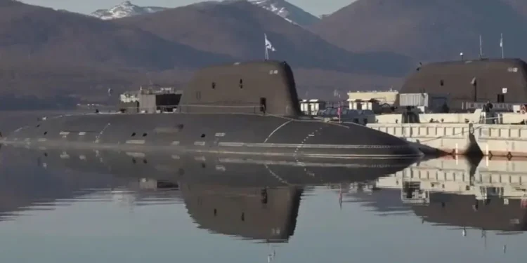 База атомних підводних човнів РФ на Камчатці пошкоджена цунамі (ФОТО)