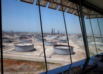 ОПЕК+ домовилася про підвищення видобутку нафти